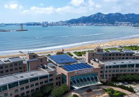 Rezen Weihai Rongcheng Chishan Seaview Hotel Отели в г. Жунчэн