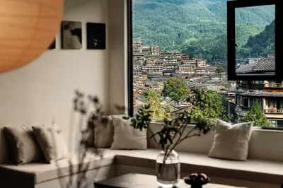 Xijiang Qianhu Miao Village Mijian Mountain Homestay
