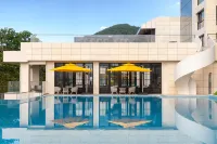 voco SANYA DADONGHAI by IHG - Infinity Pools