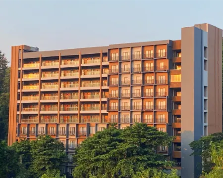 Oak Tree Emerald Hotel & Conventions Semarang Hotels in Gajahmungkur