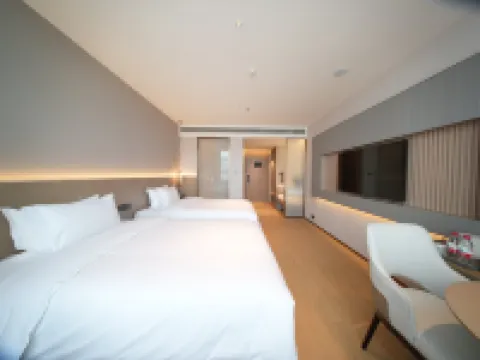 Meilifeng Hotel (Rongcheng High Speed Railway Station)