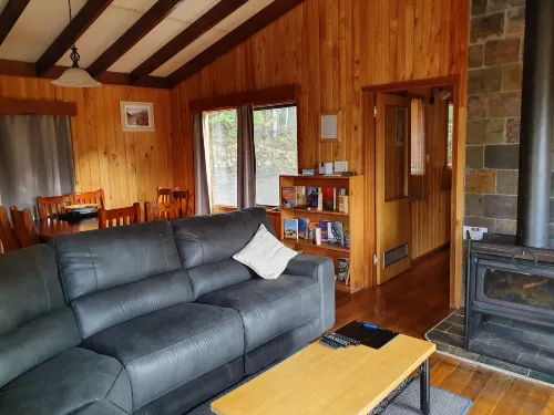 Cradle Alpine Retreat - parking