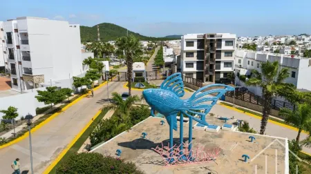 Promo!-Pool-Sleep 6-Near Beach & Water Park-Gated