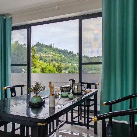 Guidong Yunshang Flower Blossom Homestay