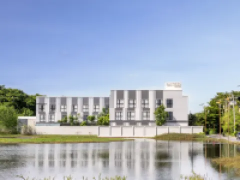 Gate43 Airport Hotel Hotels near Wat King Kaeo