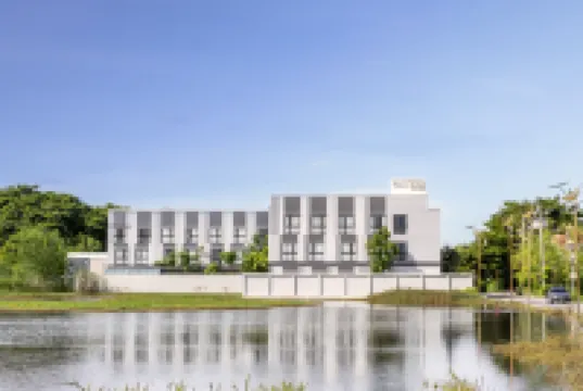 เกท 43 แอร์พอร์ต โฮเทล