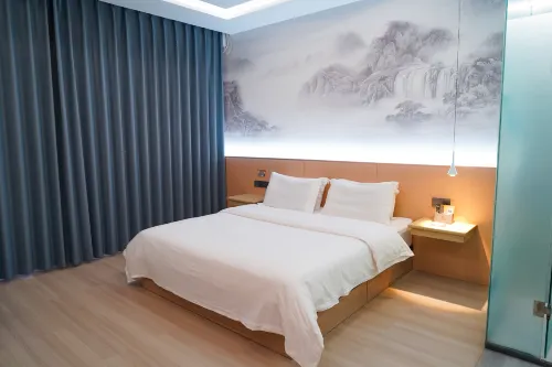 Sonid Right Banner Yilan Residence Hotel - parkir