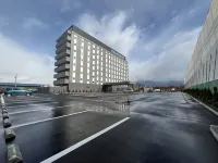 HOTEL ROUTE-INN SUZAKA - parking