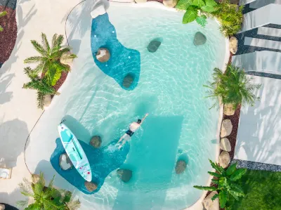 Yuér·予爾|竹影溫泉·私享祕境藍海泳池棲宿 浙江科技學院（安吉校區）附近的飯店