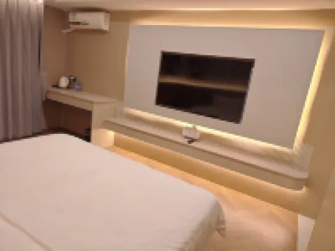 7Days Inn Chain Hotel (Longchuan Xincheng)