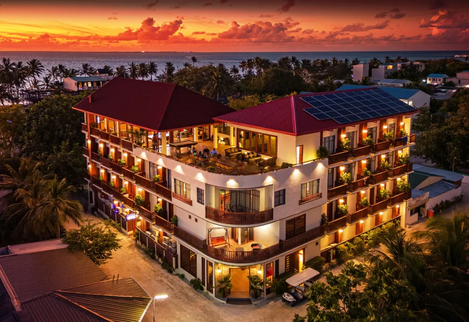 Araamu Hotels Maldives, Dhiffushi - 2026 Prices & Reviews | Trip.com