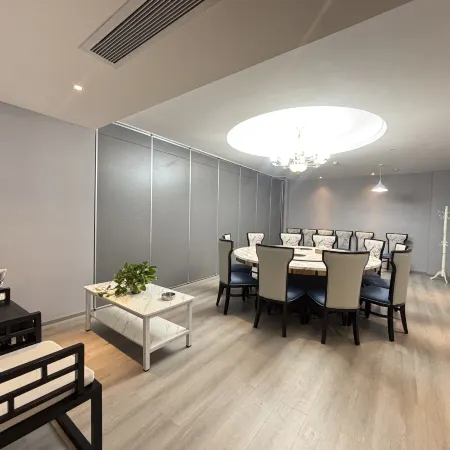 Mingzhu International Hotel