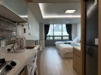 Cozy House Hotels near Muuido