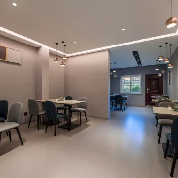 Homeinn Selected Hotel (Kaifeng Millennium City Park Scenic Area)