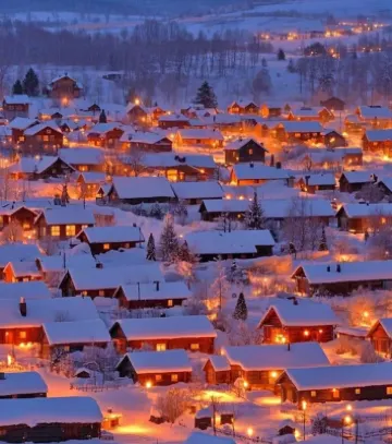 LeyeLoireLoire Designer Homestay (Hemuqiao Store) Hotels near Hemu Viewing Platform