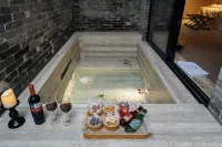 Sangrang Hot Spring Designer Inn - Romantisk
