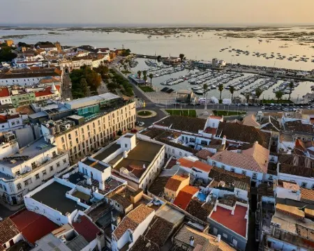 Occidental Faro ファロのホテル