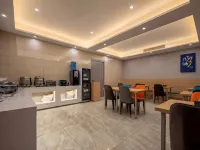 7 Days Hotel Premium - Frühstück