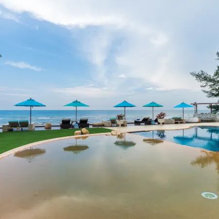 My Vimarn Hua Hin Отели рядом с достопримечательностью «Као-Такиаб»