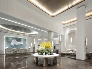 Days Hotel by Wyndham Leshan Downtown