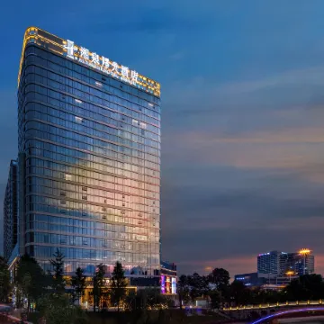 Jishou Xiangquan Sunshine Hotel
