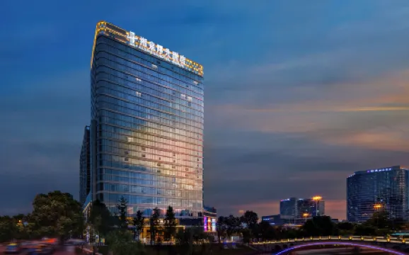 Jishou Xiangquan Sunshine Hotel