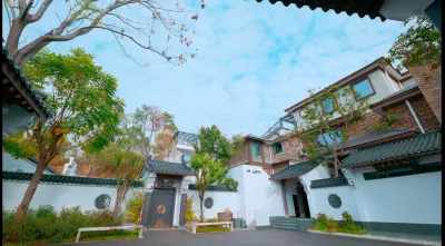 Shaoshan Lanting Academy Reside Hotels in 