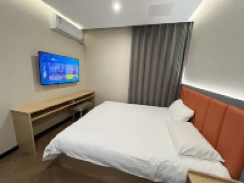 Yunxing Hotel Hotels near Longta