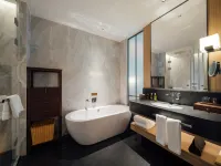 Deqing Luoyang Peninsula Radisson Manor