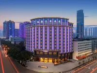 Crystal Orange Hotel Changsha, Xiangjiang Middle Road — River View near Hunan Provincial Museum Hotels near Kai Fu