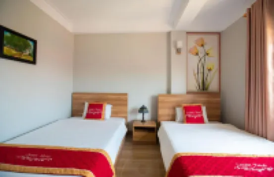 Candy Hotel