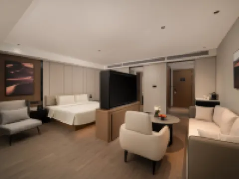 qionghaizhanaihuadongluyaduojiudian Hotels in Qionghai