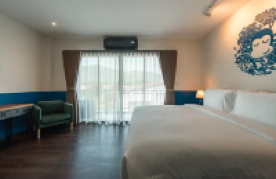 บลู มังกี้ บูทีค ในหาน บีช