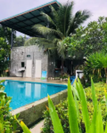 Sea Side Home Resort