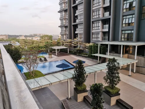 Pool View Geniehome 3BR2B Free Wifi @ Shah Alam Glenmarie