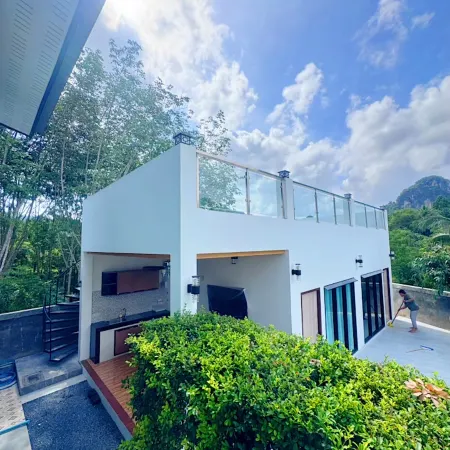 BeeWell Villa Aonang