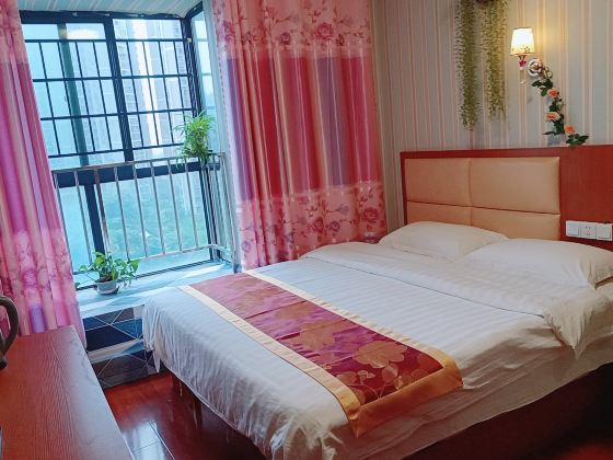 Huahui Apartment