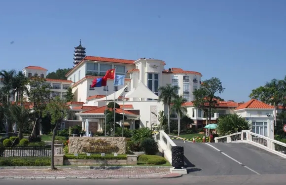 橋頭三正半山酒店