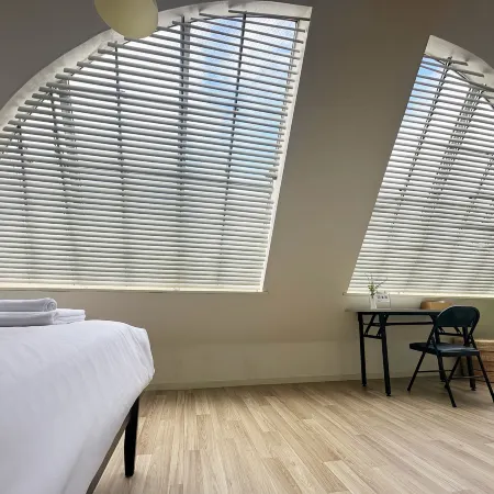 4 min train to Shinjuku ｜ 8 min walk to station ｜Up to 6 guests｜Newly renovated｜loft