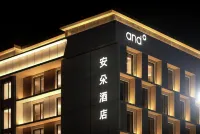 Ando Hotel - parking