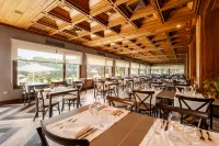 Axis Vermar Conference & Beach Hotel - Bãi đậu xe