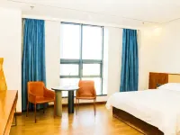 Yan’an Qiyun Tingyue Hotel (Baota Mountain Center Street Wanda Plaza Branch) Hotels in Yan'an