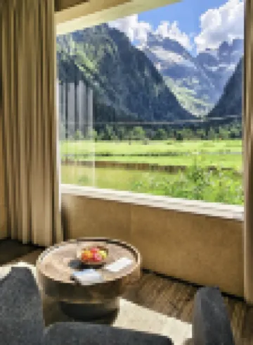 The most affordable accommodation that provides 24-hour free oxygen inhalation and floor heating