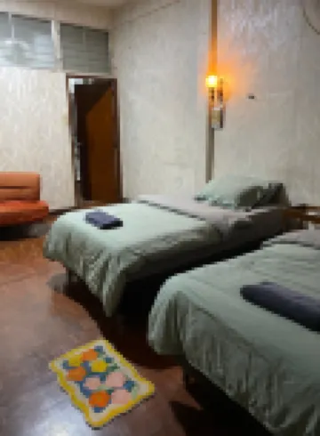 PAMA'Pranakorn 泰國教師協會附近的飯店