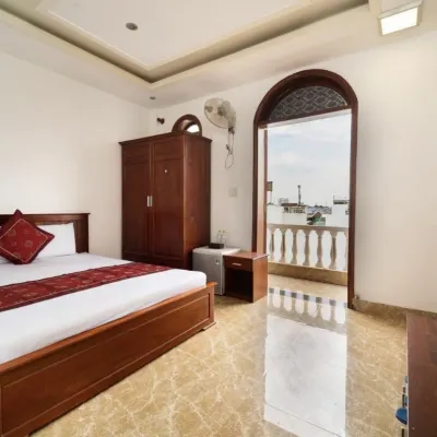 Long Phụng Hotel Các khách sạn gần Quận 6