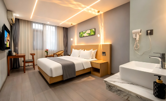 Xishuangbanna Jinghong Ding Xi Ren Yue hao Hotel (Gaozhuang Xingguang)