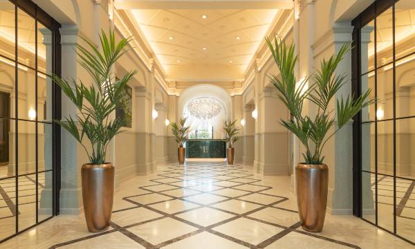 EST Hotel Palais Chotek NEW Opening