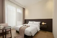 Fuxian Lake Dingbai Homestay - Airport Shuttle
