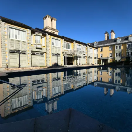 Napas Manor