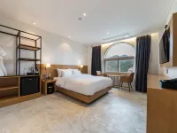 Yangpyeong Daisy Hotel Hotels near Yongmunsa